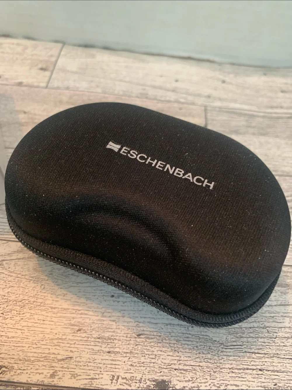 Eschenbach Clip on Glasses Max Detail 23g Magnification w/ case Brand New